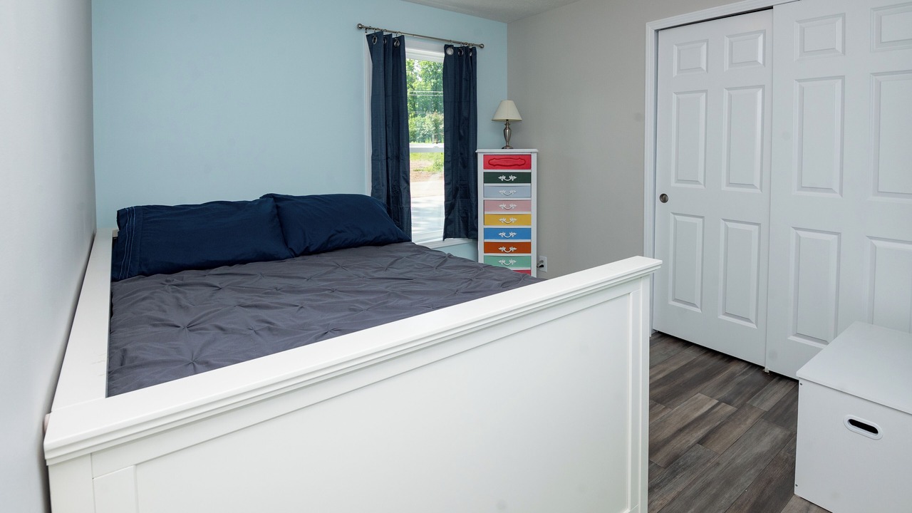Photo of Bedroom in Sister Lakes