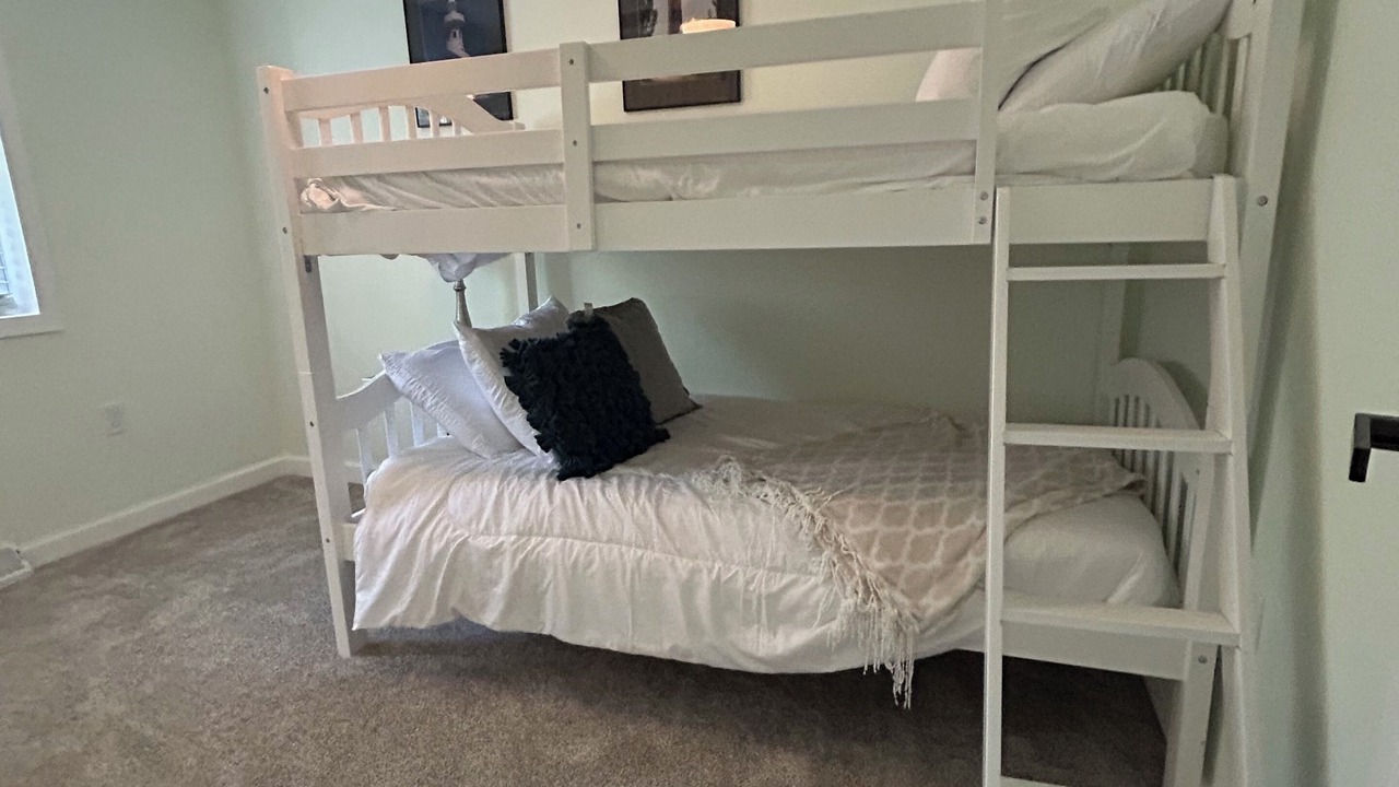 Photo of Bedroom in Spring Lake