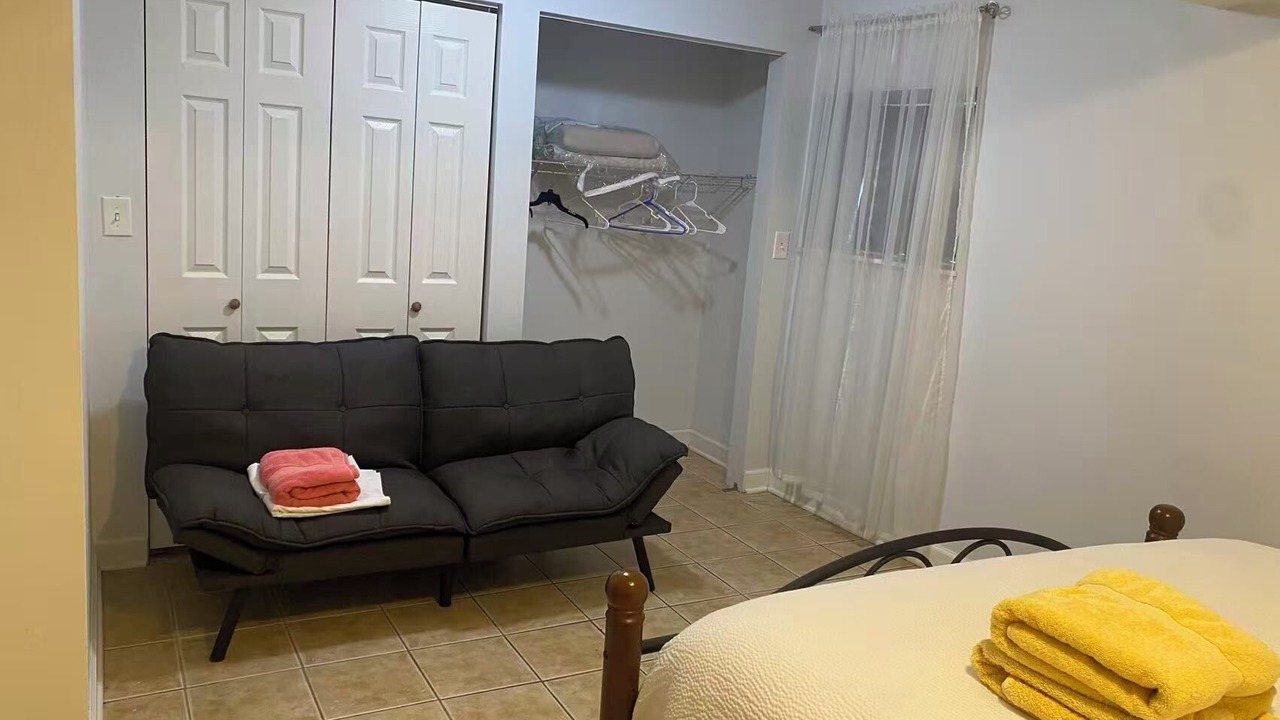 Photo of Bedroom in Woodlawn