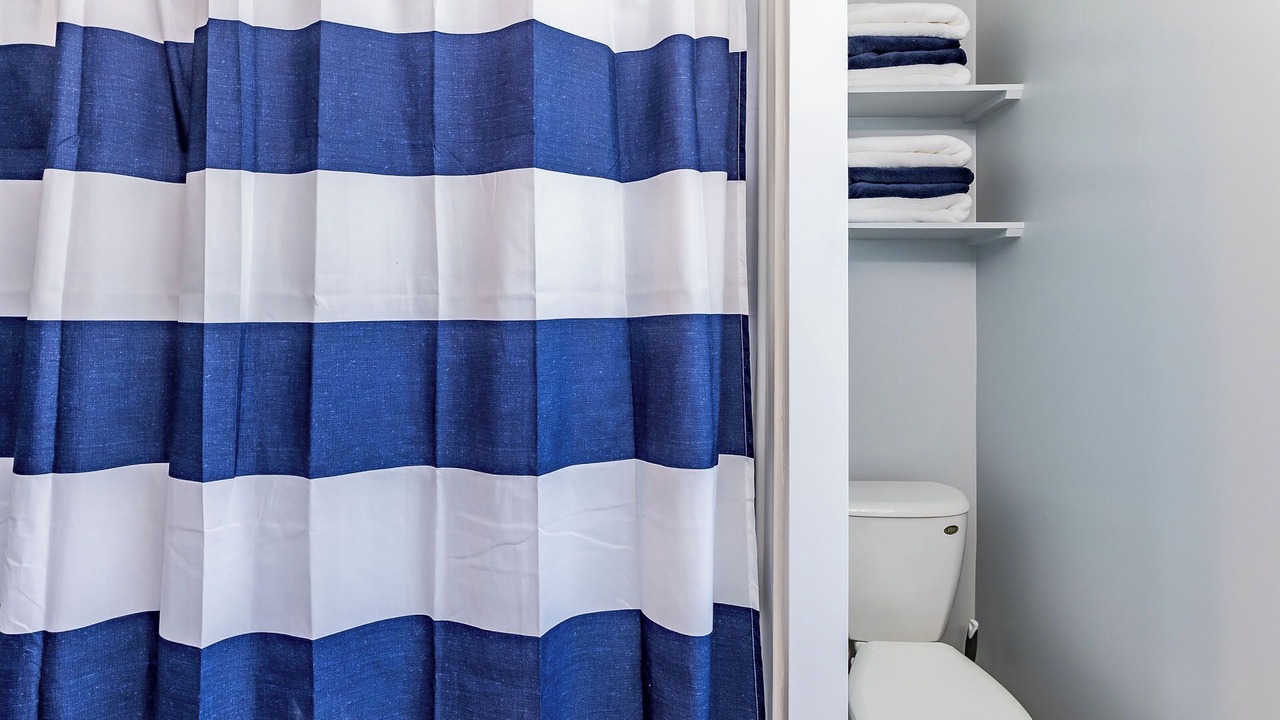 Photo of Bathroom in Lakeside