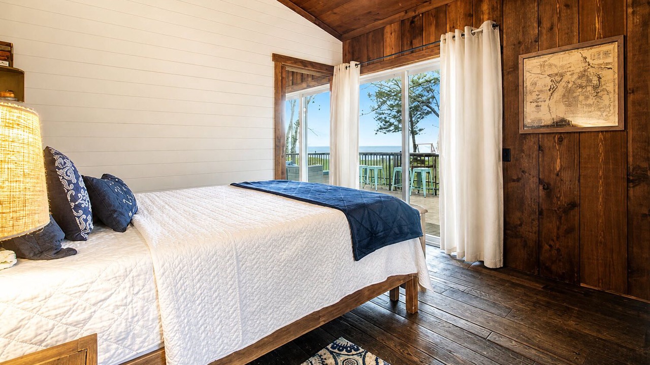 Photo of Bedroom in South Haven