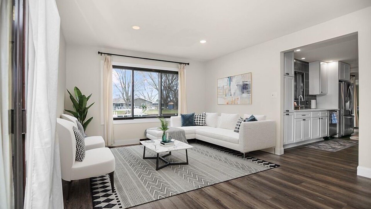 Photo of Livingroom in Simonton Lake