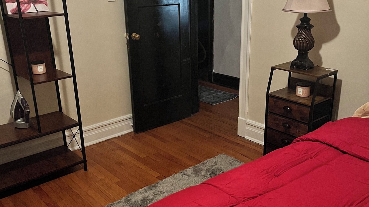 Photo of Bedroom in Woodlawn