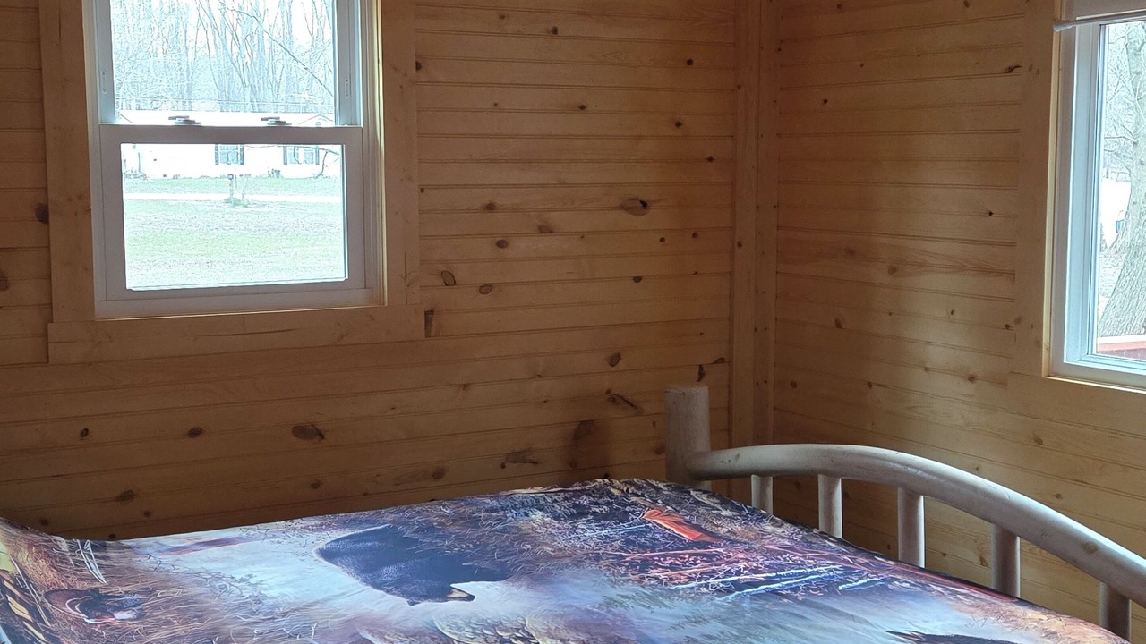 Photo of Bedroom in Winamac
