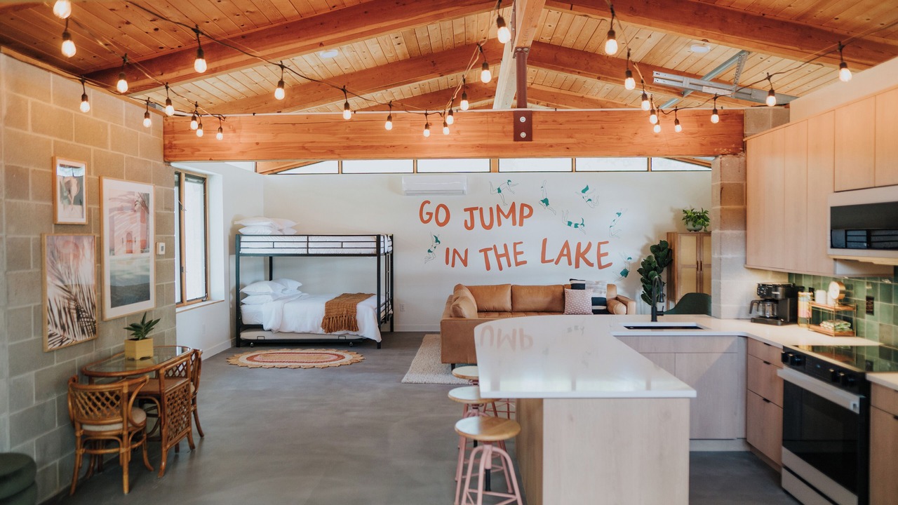 Photo of Others in Twin Lake