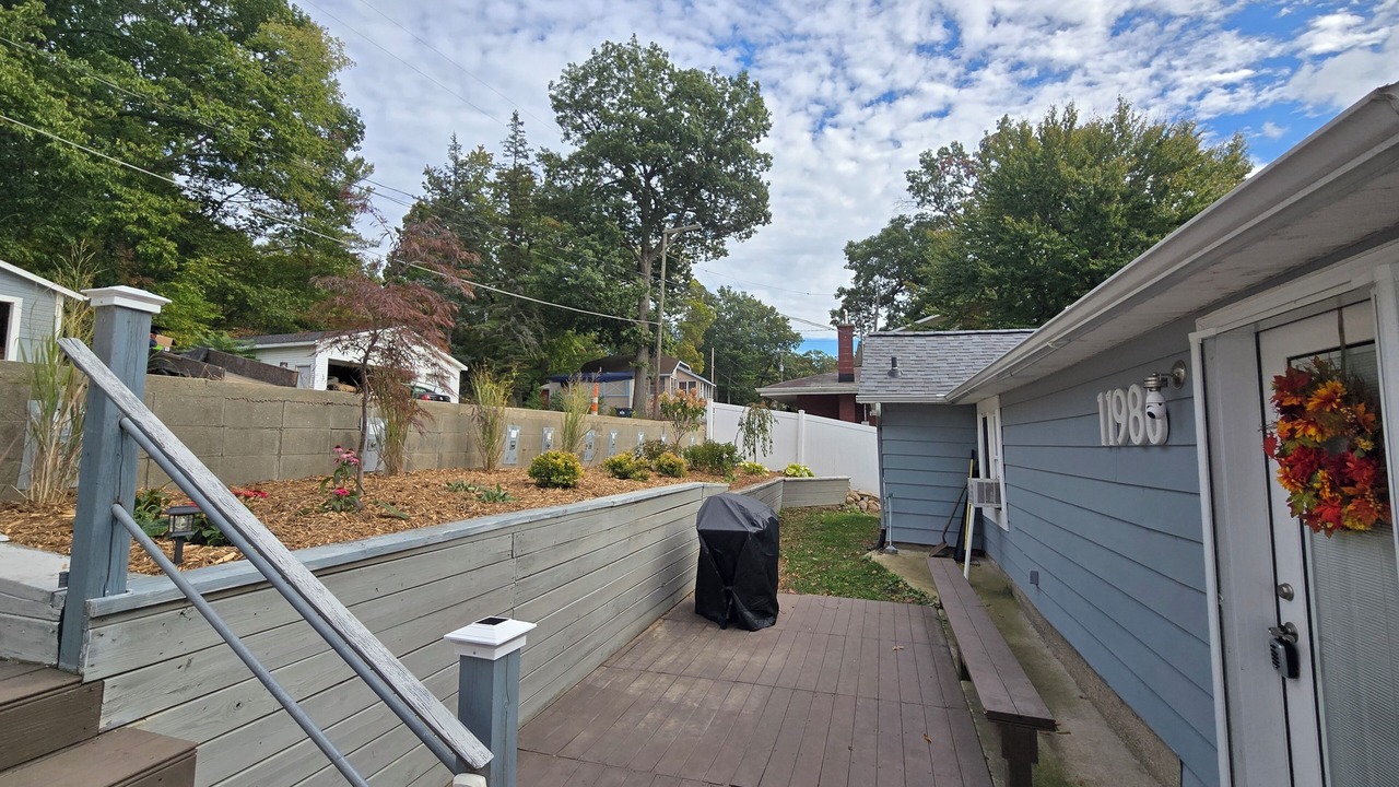 Photo of Patio Balcony in Kent County