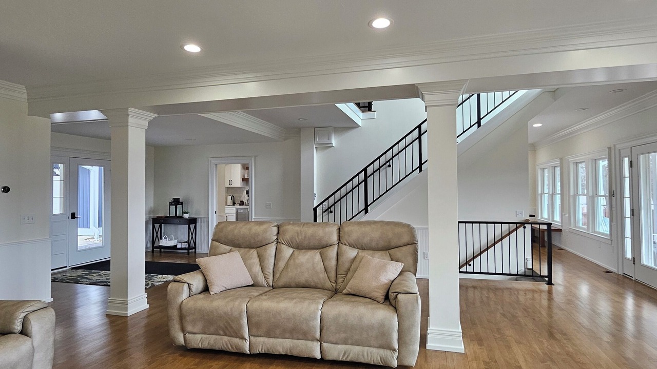 Photo of Livingroom in Kewadin