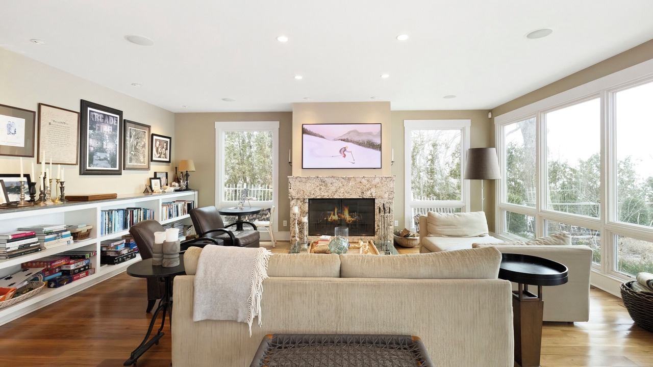 Photo of Livingroom in Michiana