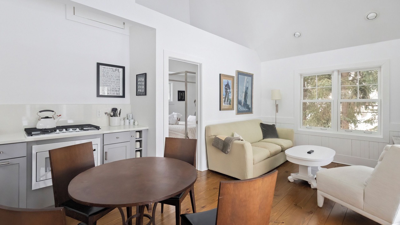 Photo of Livingroom in Michiana