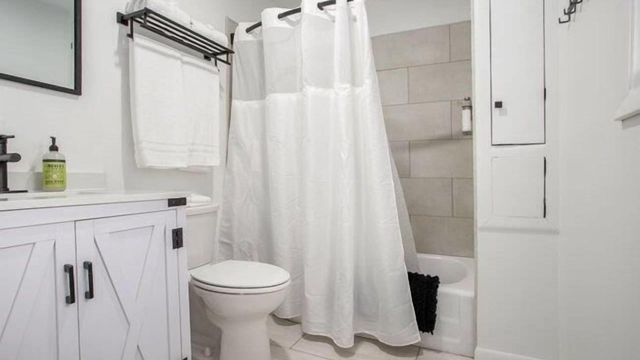 Photo of Bathroom in Sawyer