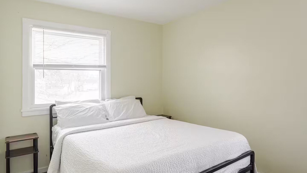 Photo of Bedroom in Wayne