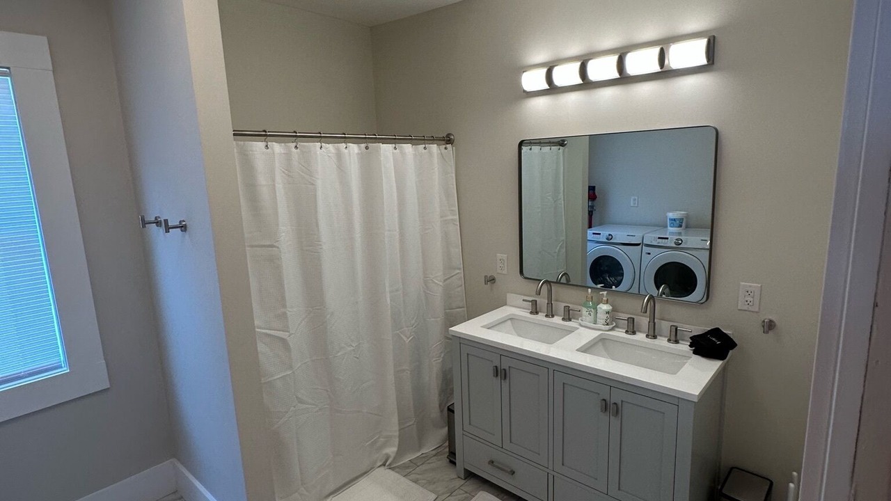 Photo of Bathroom in Marion