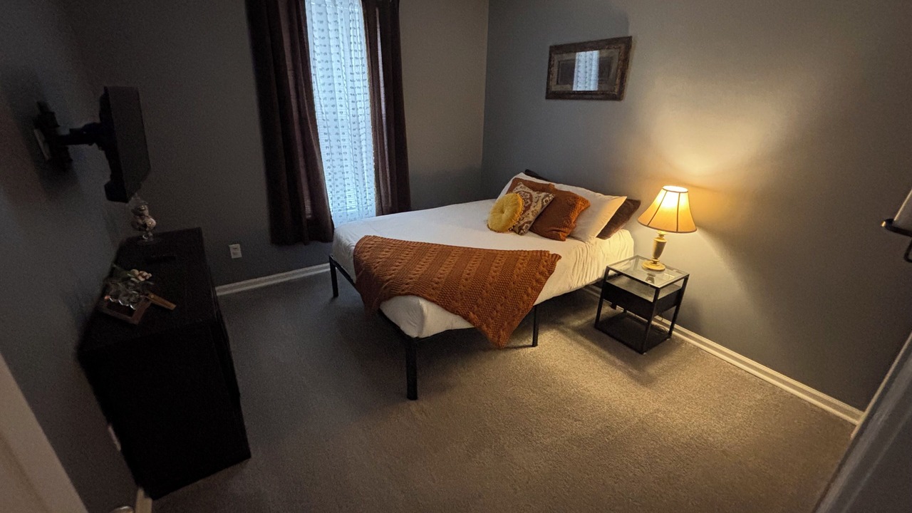 Photo of Bedroom in Noblesville