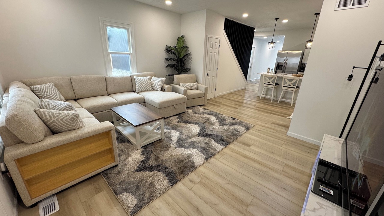 Photo of Livingroom in Downtown Indianapolis