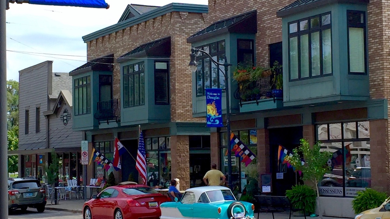 Photo of Others in Saugatuck