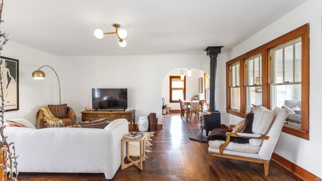 Photo of Livingroom in Three Oaks