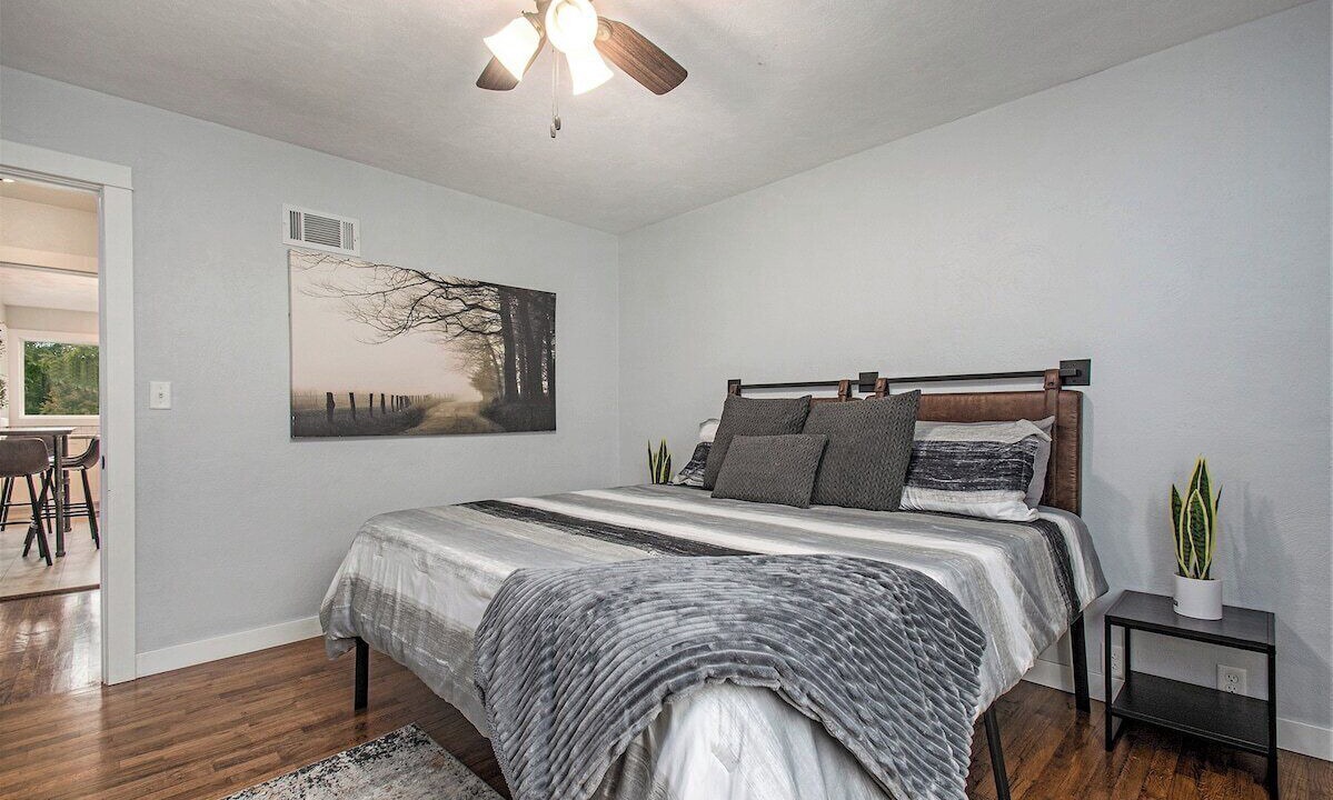 Photo of Bedroom in Elkhart