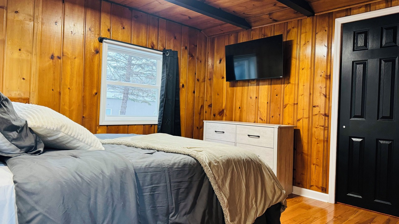 Photo of Bedroom in Northwest