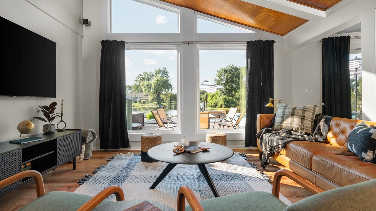 Photo of Livingroom in Battle Creek