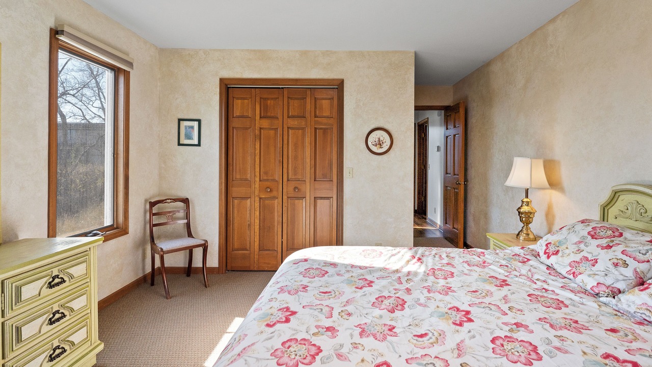 Photo of Bedroom in Spring Lake