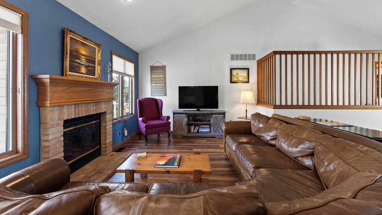 Photo of Livingroom in Spring Lake