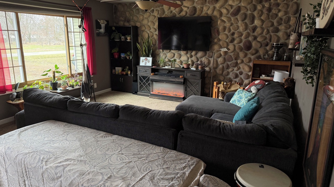 Photo of Livingroom in Mount Pleasant
