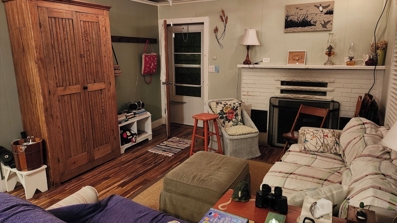 Photo of Livingroom in Delton