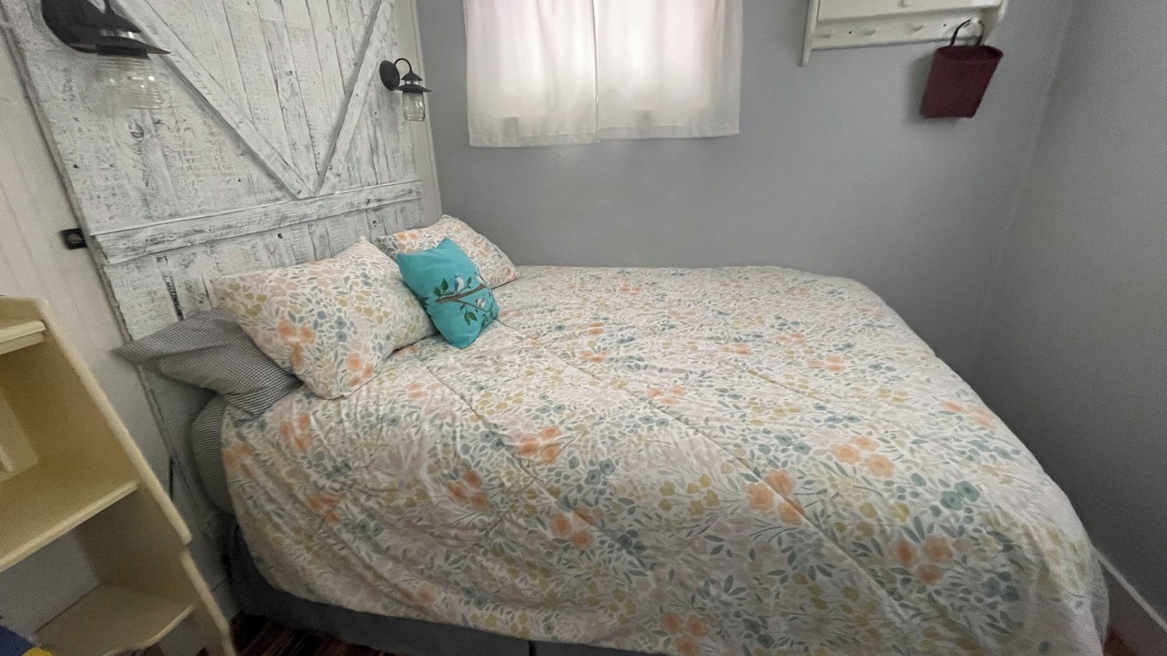 Photo of Bedroom in Delton