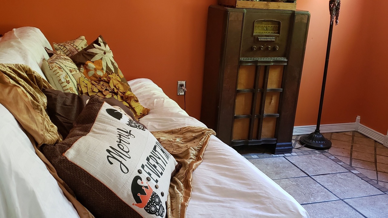Photo of Bedroom in Norton Shores