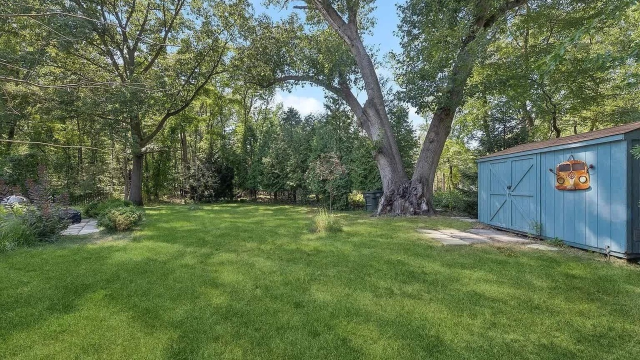 Photo of Outdoor in Grand Beach