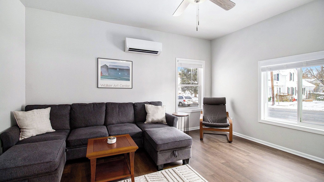 Photo of Livingroom in Kalamazoo