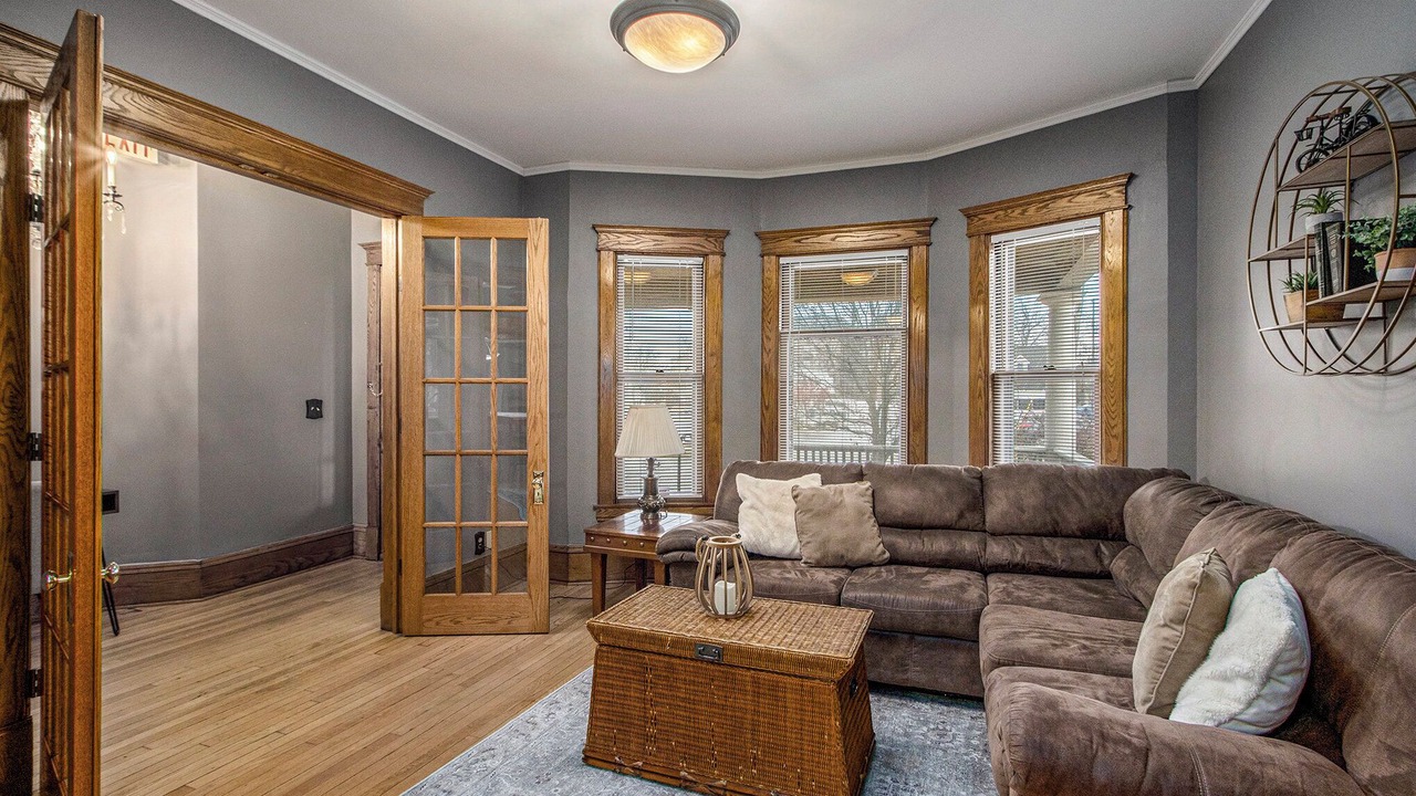 Photo of Livingroom in Central Business District