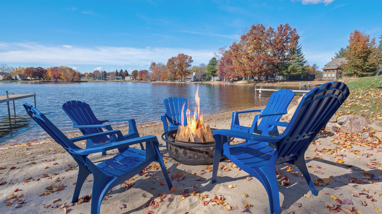 Photo of Outdoor in Canadian Lakes