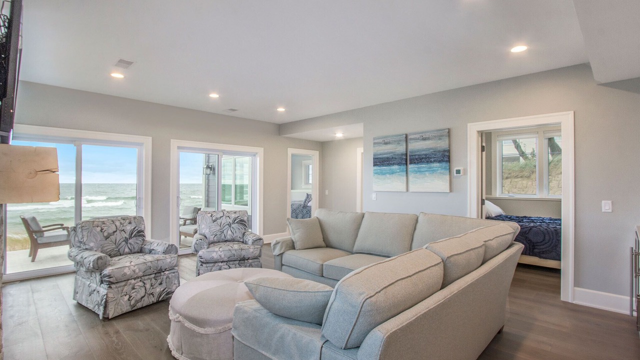 Photo of Livingroom in Ferrysburg