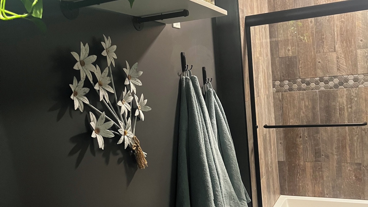 Photo of Bathroom in Gnaw Bone
