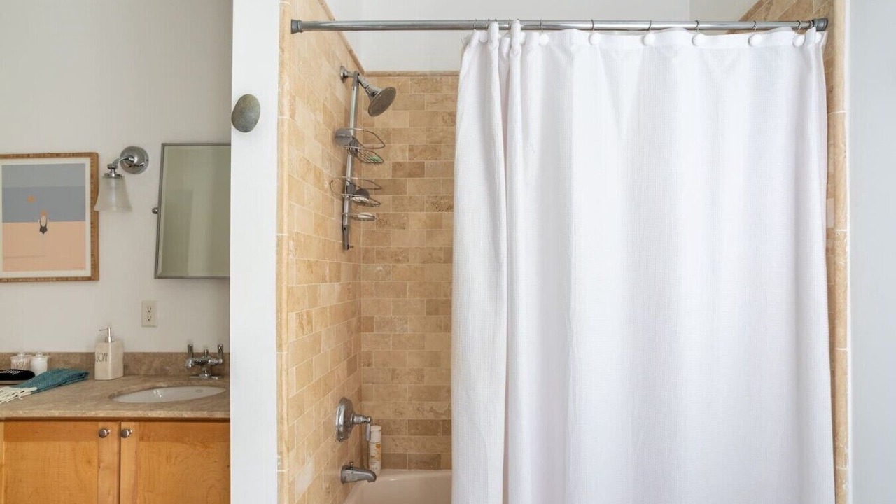 Photo of Bathroom in Lakeside