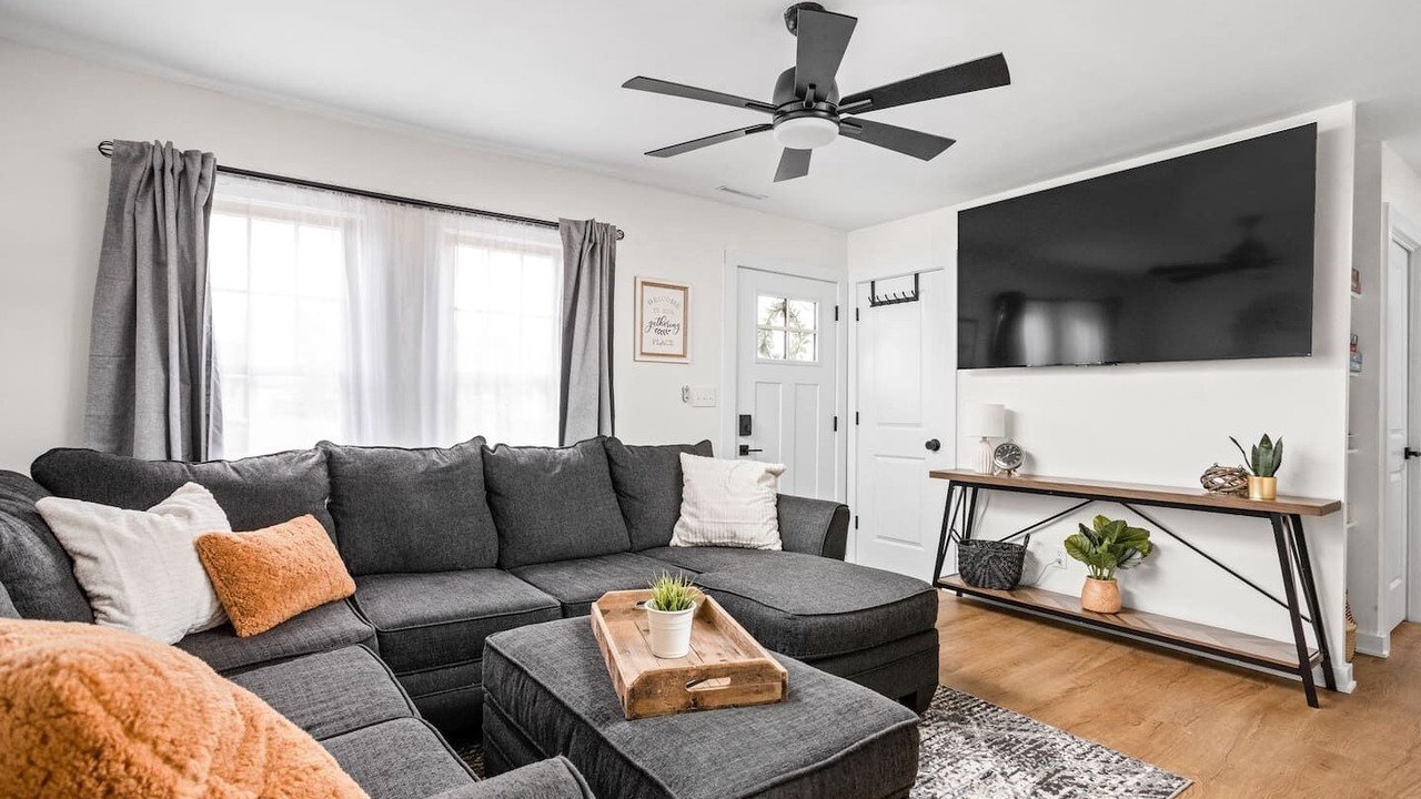 Photo of Livingroom in Noblesville