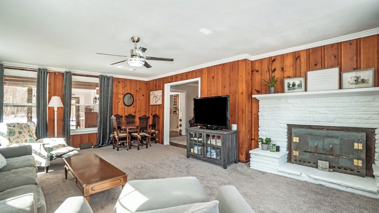 Photo of Livingroom in South Haven