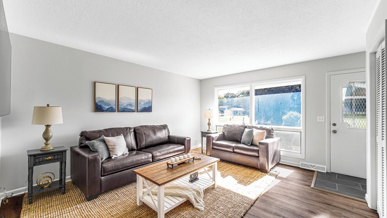 Photo of Livingroom in Bass Lake