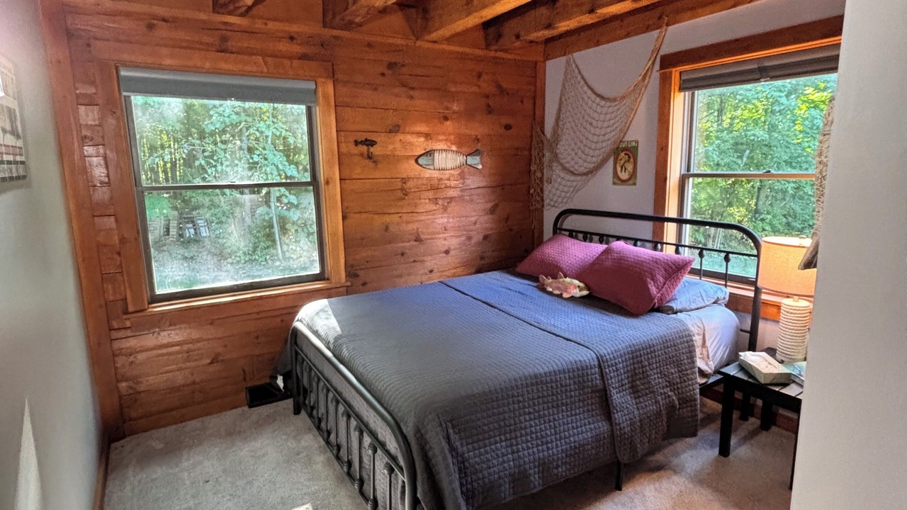 Photo of Bedroom in Newaygo