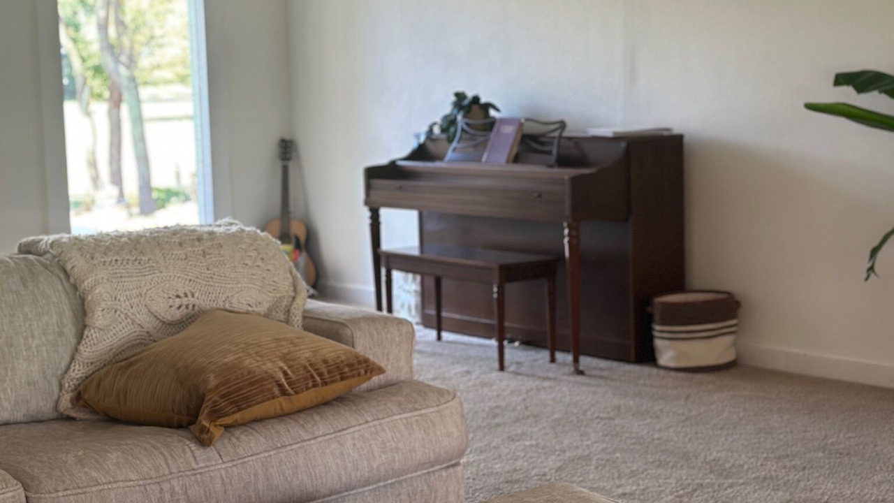 Photo of Livingroom in Granger