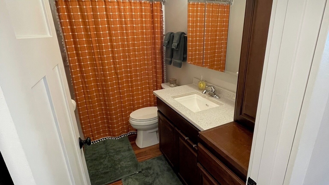 Photo of Bathroom in Thayer