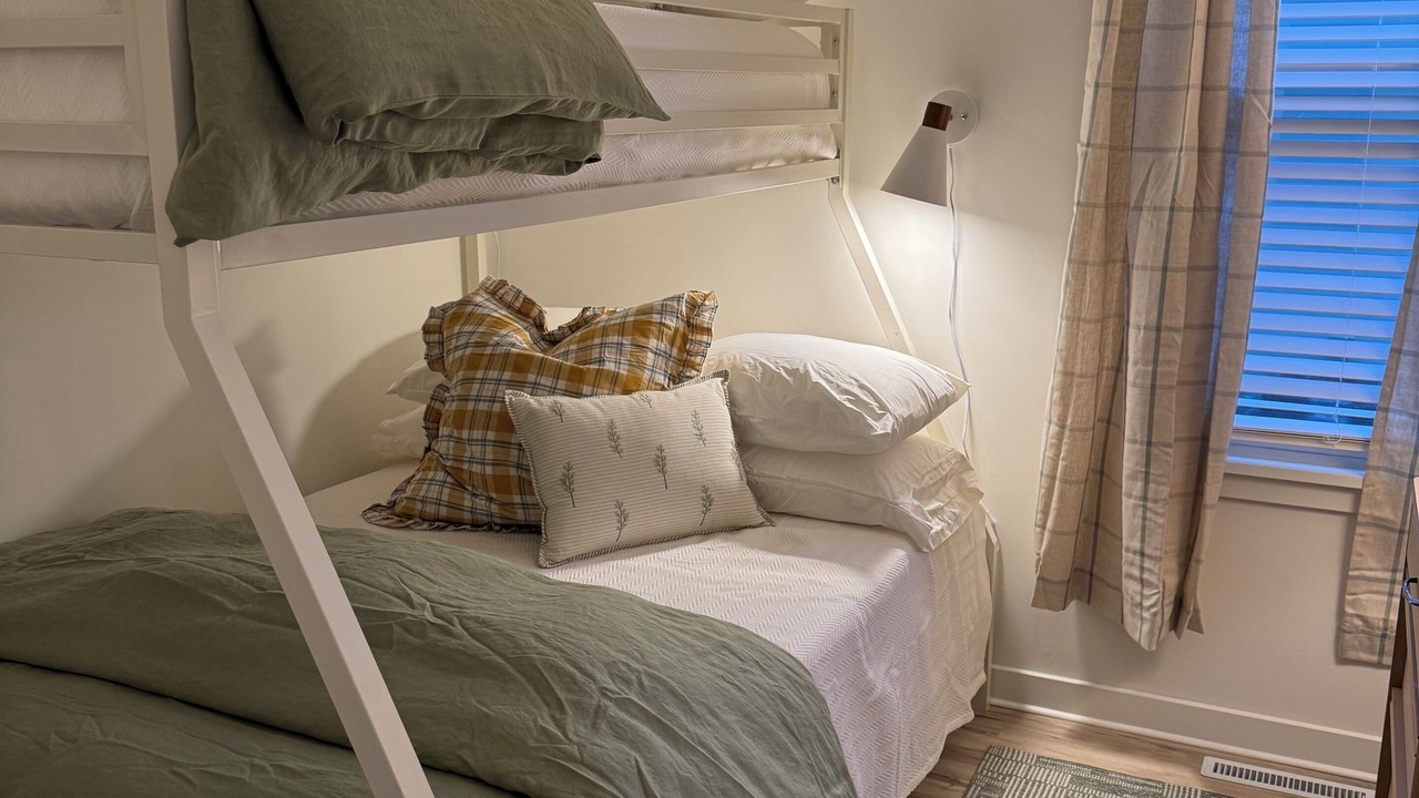 Photo of Bedroom in Michigan City