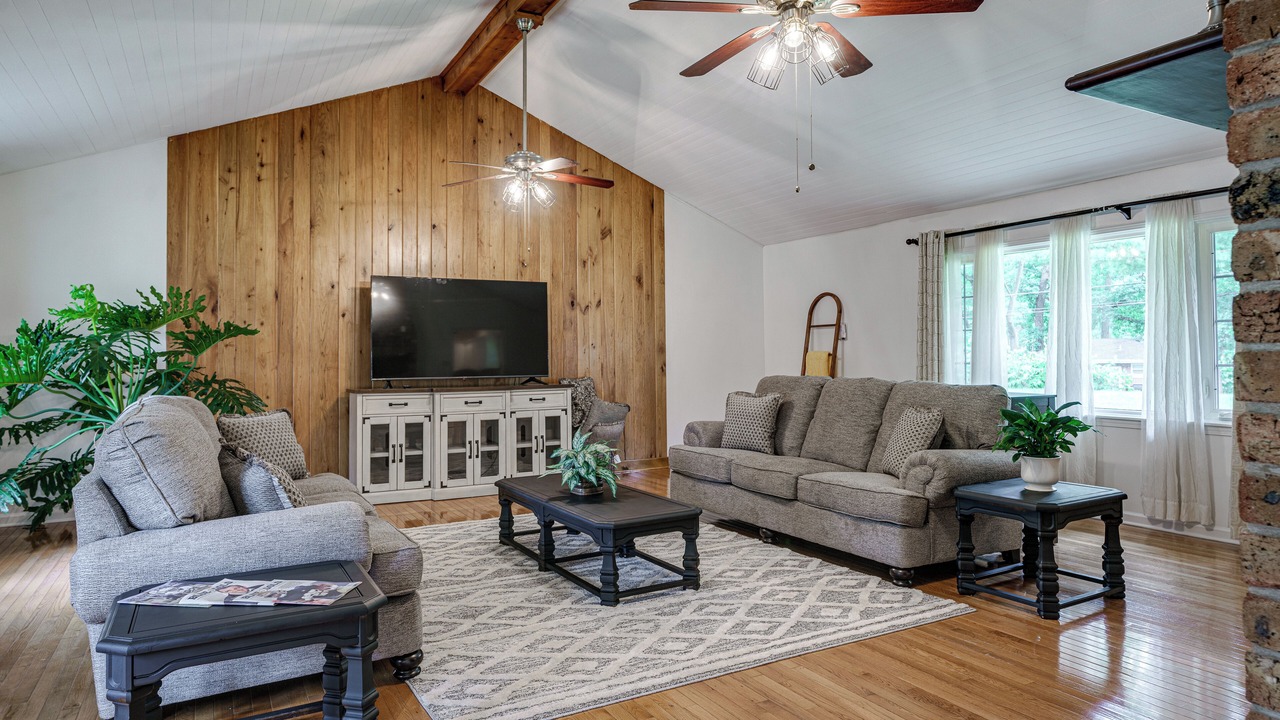 Photo of Livingroom in South Bend