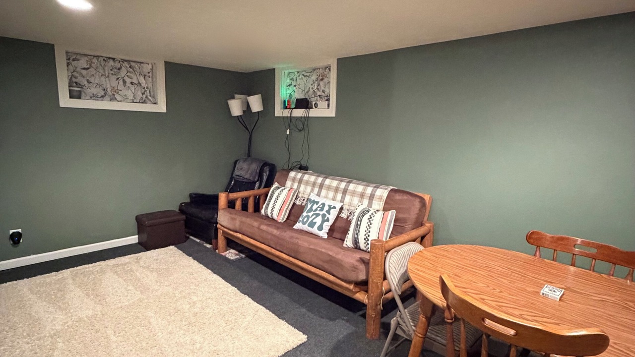 Photo of Livingroom in Whitehall
