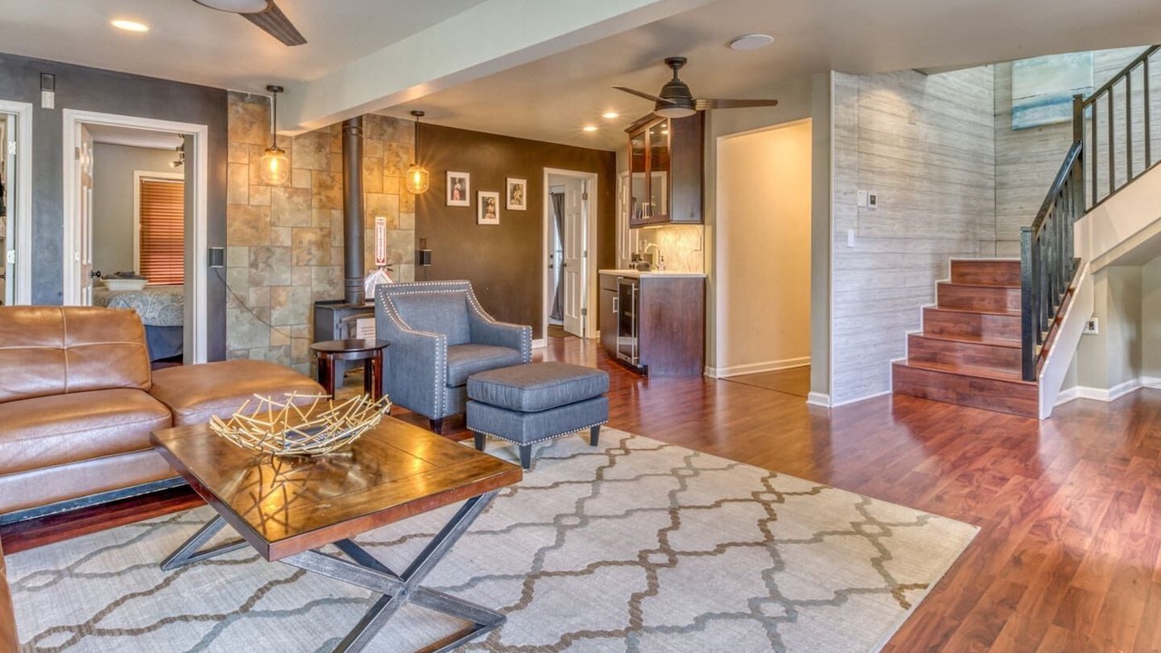 Photo of Livingroom in Miller Beach