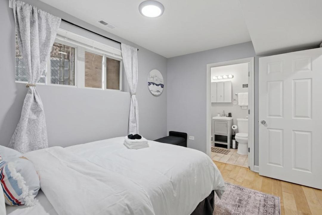 Photo of Bedroom in Woodlawn