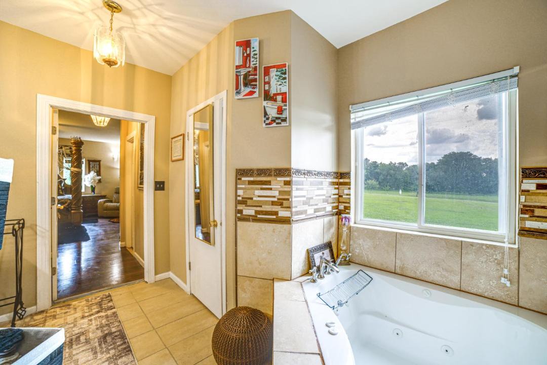 Photo of Bathroom in Green Acres
