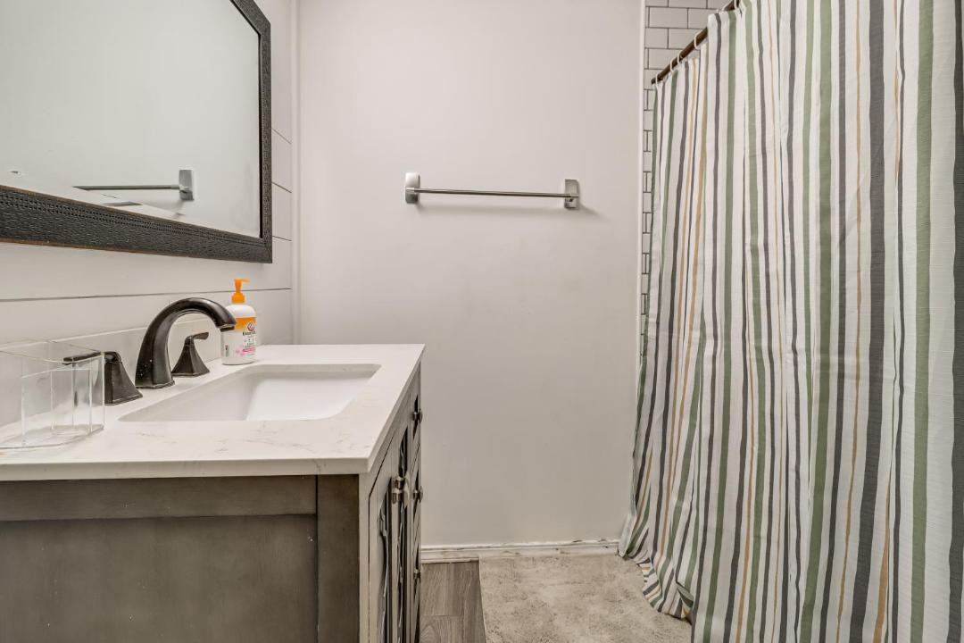 Photo of Bathroom in Reynolds Corners