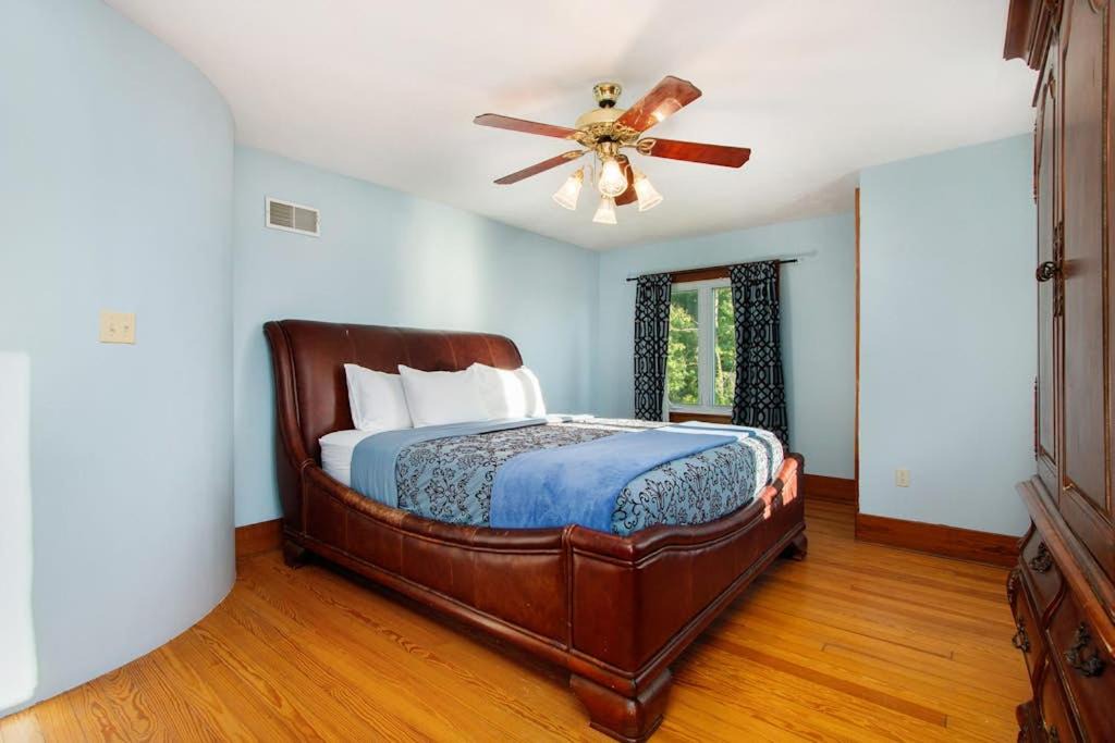 Photo of Bedroom in Lake Michigan Beach